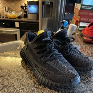 Youth Yeezy replica size 4.5